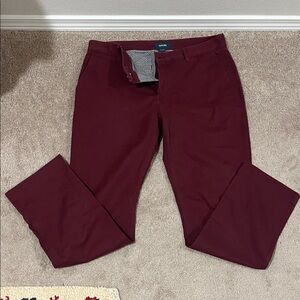 Taylrd Men's Burgundy Chinos